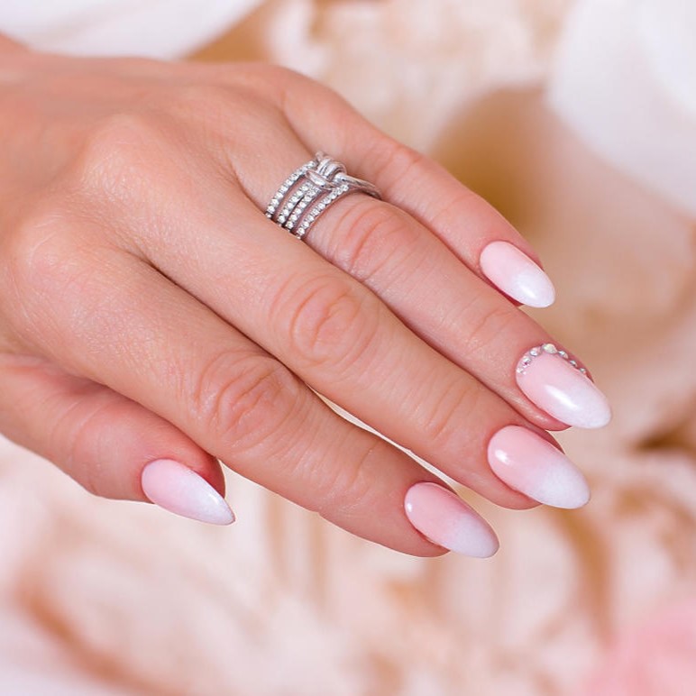 acrylic nail service image