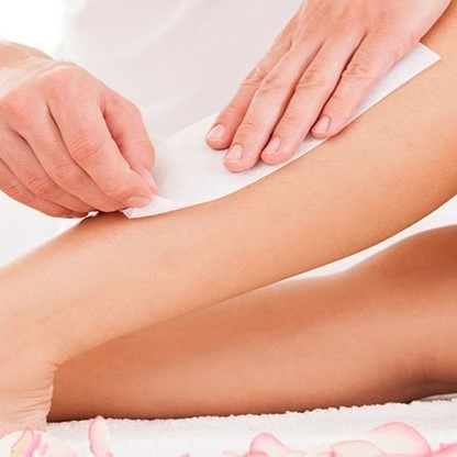 waxing service in lower leg image